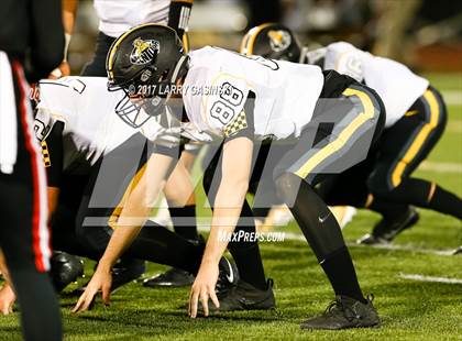 Thumbnail 2 in Hart vs. Ventura photogallery.