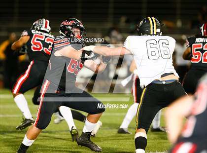 Thumbnail 2 in Hart vs. Ventura photogallery.
