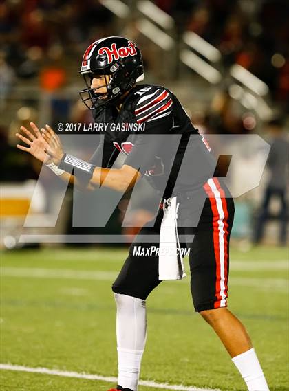 Thumbnail 3 in Hart vs. Ventura photogallery.