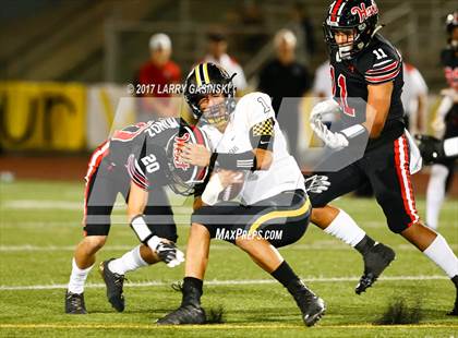Thumbnail 3 in Hart vs. Ventura photogallery.