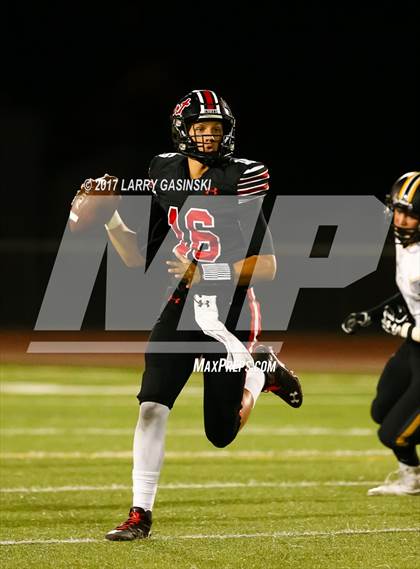 Thumbnail 1 in Hart vs. Ventura photogallery.