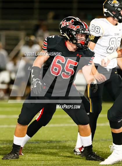 Thumbnail 3 in Hart vs. Ventura photogallery.