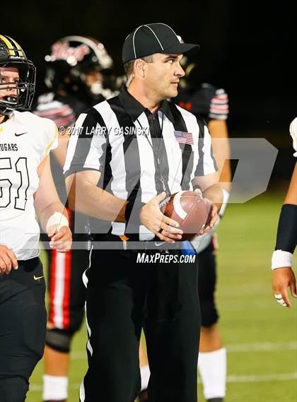 Thumbnail 2 in Hart vs. Ventura photogallery.