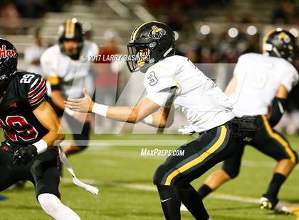 Thumbnail 3 in Hart vs. Ventura photogallery.