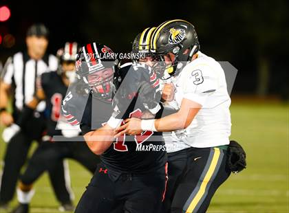 Thumbnail 2 in Hart vs. Ventura photogallery.