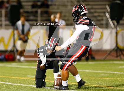 Thumbnail 3 in Hart vs. Ventura photogallery.