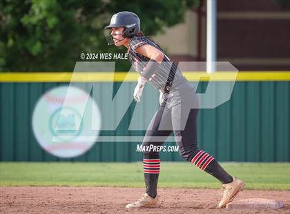 Thumbnail 2 in Houston @ Arlington (4A District 15 Championship) photogallery.