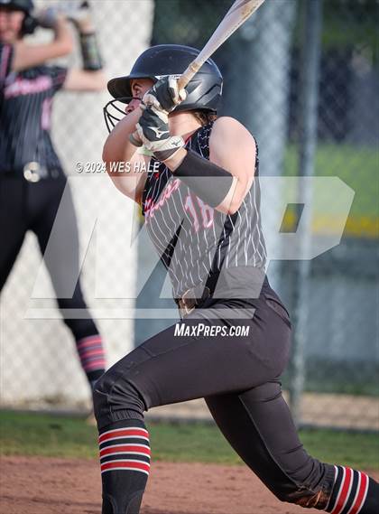 Thumbnail 1 in Houston @ Arlington (4A District 15 Championship) photogallery.