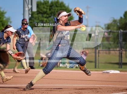 Thumbnail 2 in Houston @ Arlington (4A District 15 Championship) photogallery.