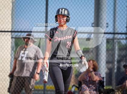 Thumbnail 2 in Houston @ Arlington (4A District 15 Championship) photogallery.