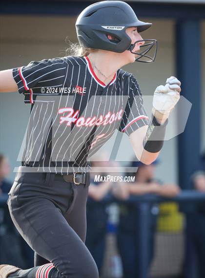 Thumbnail 1 in Houston @ Arlington (4A District 15 Championship) photogallery.