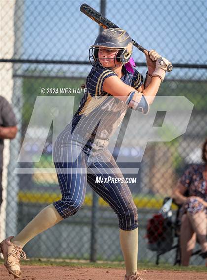 Thumbnail 2 in Houston @ Arlington (4A District 15 Championship) photogallery.