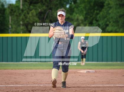Thumbnail 2 in Houston @ Arlington (4A District 15 Championship) photogallery.