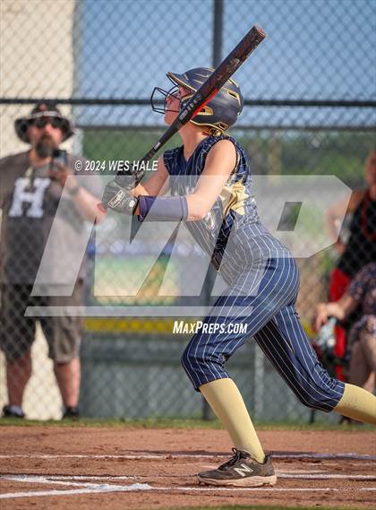 Thumbnail 2 in Houston @ Arlington (4A District 15 Championship) photogallery.