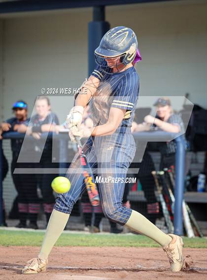 Thumbnail 3 in Houston @ Arlington (4A District 15 Championship) photogallery.