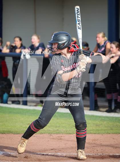 Thumbnail 2 in Houston @ Arlington (4A District 15 Championship) photogallery.
