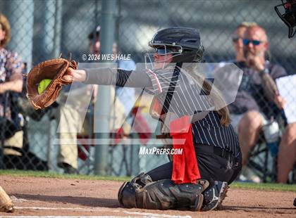Thumbnail 1 in Houston @ Arlington (4A District 15 Championship) photogallery.