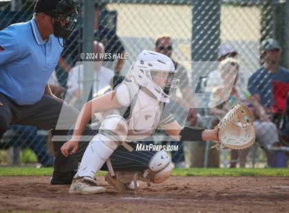 Thumbnail 1 in Houston @ Arlington (4A District 15 Championship) photogallery.