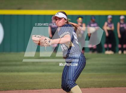 Thumbnail 1 in Houston @ Arlington (4A District 15 Championship) photogallery.