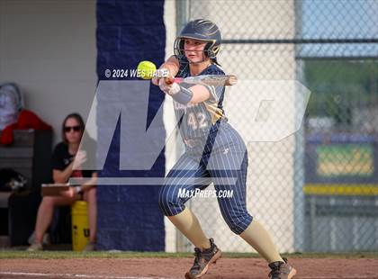 Thumbnail 1 in Houston @ Arlington (4A District 15 Championship) photogallery.