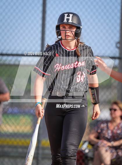 Thumbnail 3 in Houston @ Arlington (4A District 15 Championship) photogallery.
