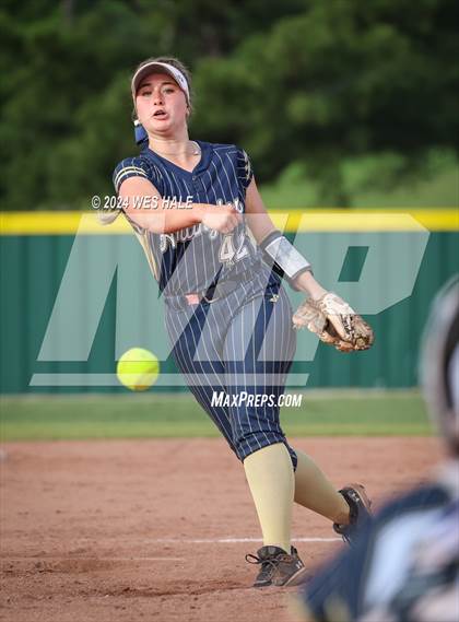 Thumbnail 3 in Houston @ Arlington (4A District 15 Championship) photogallery.