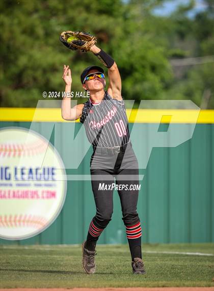 Thumbnail 3 in Houston @ Arlington (4A District 15 Championship) photogallery.