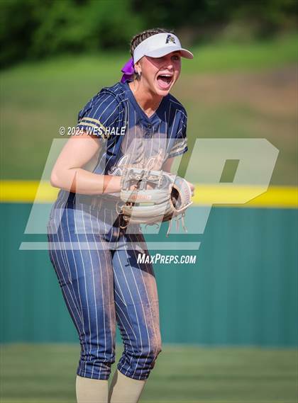 Thumbnail 1 in Houston @ Arlington (4A District 15 Championship) photogallery.