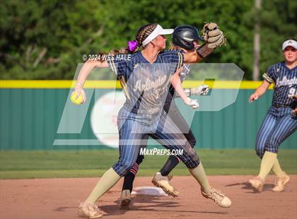 Thumbnail 1 in Houston @ Arlington (4A District 15 Championship) photogallery.