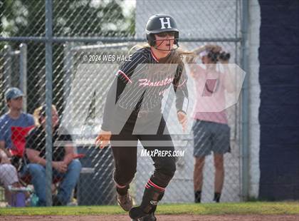 Thumbnail 2 in Houston @ Arlington (4A District 15 Championship) photogallery.