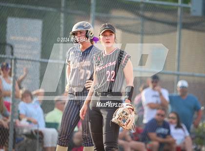 Thumbnail 1 in Houston @ Arlington (4A District 15 Championship) photogallery.