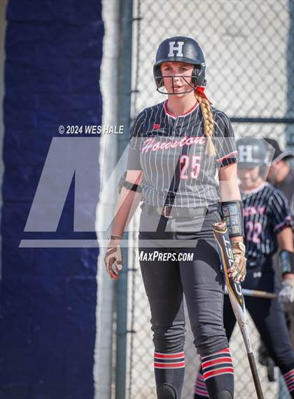 Thumbnail 2 in Houston @ Arlington (4A District 15 Championship) photogallery.