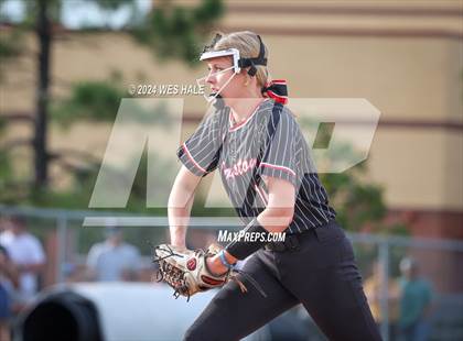 Thumbnail 3 in Houston @ Arlington (4A District 15 Championship) photogallery.