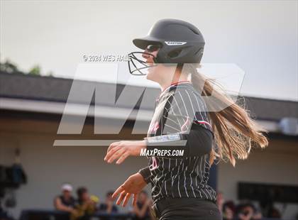 Thumbnail 2 in Houston @ Arlington (4A District 15 Championship) photogallery.