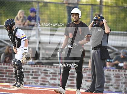 Thumbnail 3 in South Beauregard vs. Lake Charles College Prep photogallery.