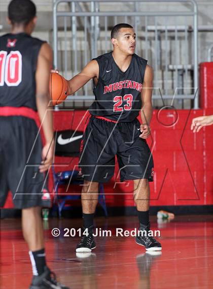 Thumbnail 1 in DeSoto vs. Mustang (Thanksgiving Hoopfest) photogallery.