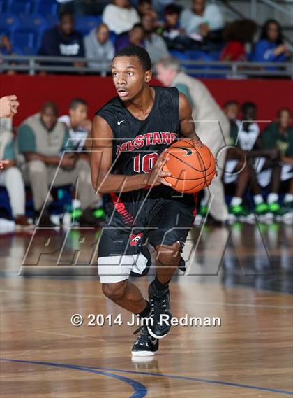 Thumbnail 3 in DeSoto vs. Mustang (Thanksgiving Hoopfest) photogallery.