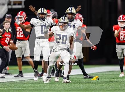 Thumbnail 2 in Thomas County Central vs. Woodward Academy (GHSA 6A Championship) photogallery.
