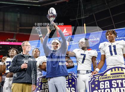 Thumbnail 1 in Thomas County Central vs. Woodward Academy (GHSA 6A Championship) photogallery.