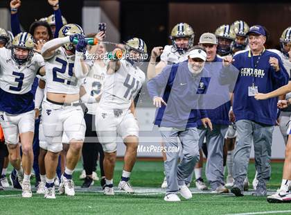 Thumbnail 2 in Thomas County Central vs. Woodward Academy (GHSA 6A Championship) photogallery.