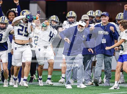 Thumbnail 3 in Thomas County Central vs. Woodward Academy (GHSA 6A Championship) photogallery.