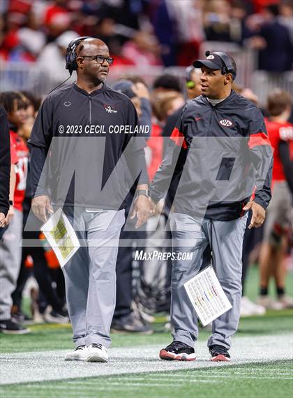 Thumbnail 1 in Thomas County Central vs. Woodward Academy (GHSA 6A Championship) photogallery.