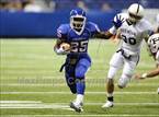 Duncanville junior RB Chris Simpson rips off a 16-yard run.