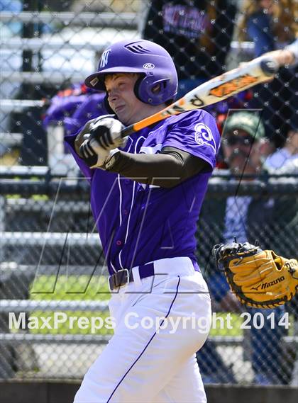 Thumbnail 2 in Decatur vs. North Thurston photogallery.