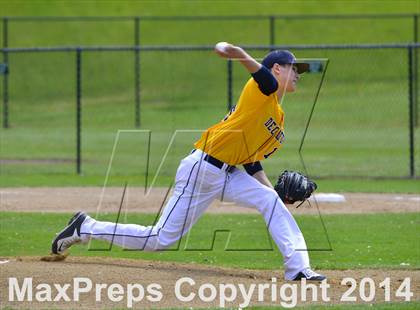 Thumbnail 1 in Decatur vs. North Thurston photogallery.