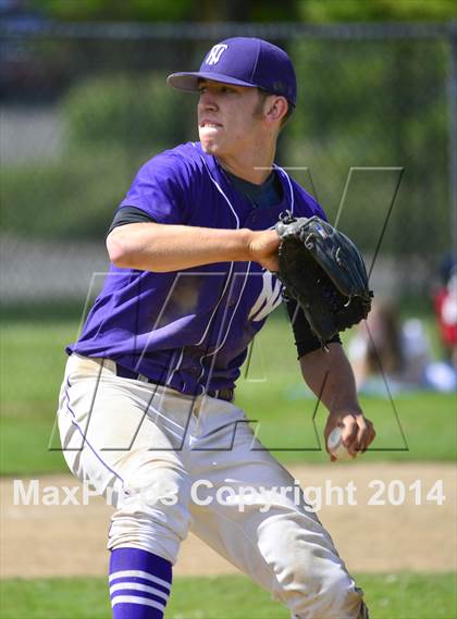 Thumbnail 3 in Decatur vs. North Thurston photogallery.