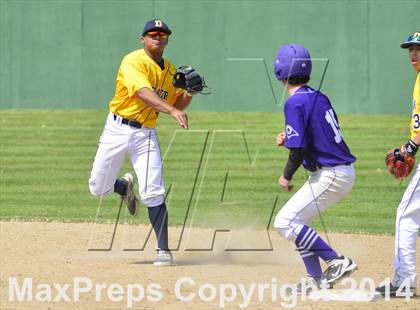 Thumbnail 3 in Decatur vs. North Thurston photogallery.
