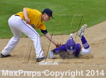 Thumbnail 1 in Decatur vs. North Thurston photogallery.