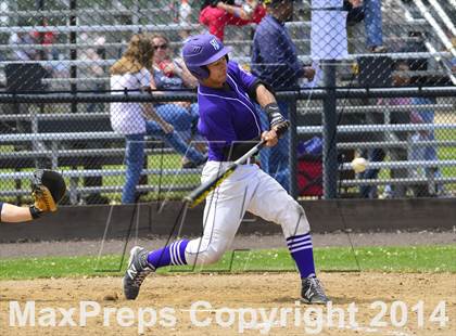 Thumbnail 1 in Decatur vs. North Thurston photogallery.