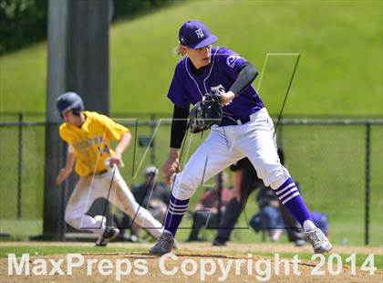 Thumbnail 1 in Decatur vs. North Thurston photogallery.